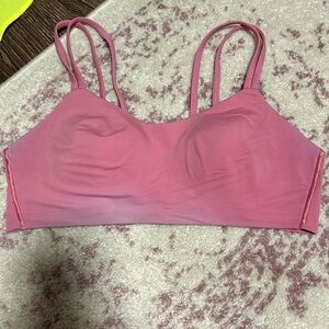 Lululemon like a cloud bra